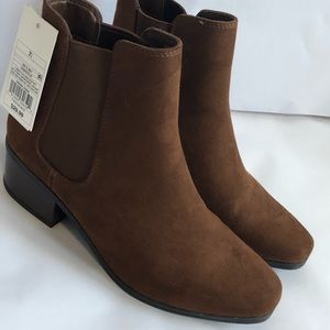 7.5 size brown booties